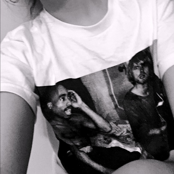 Meet your Posher, Katie! - Picture 4 of 7